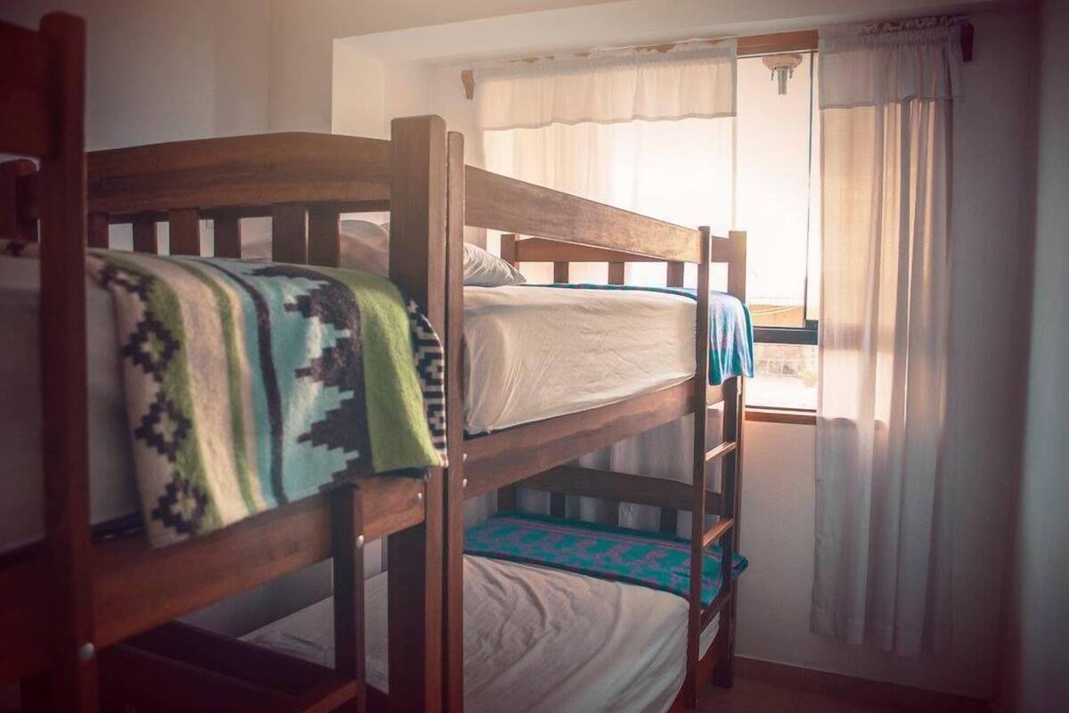 Shared Dormitory, Mixed Dorm, Shared Bathroom (4 pax)