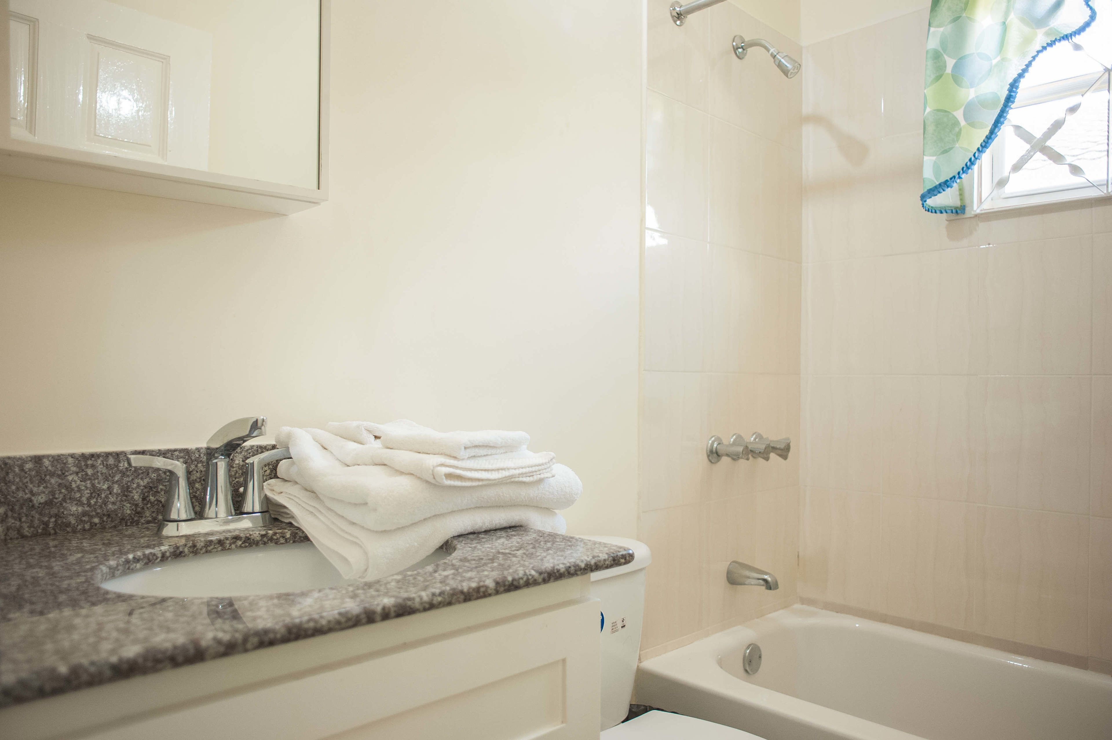 Shower, free toiletries, hair dryer, towels