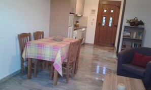 Appartement | Woonruimte | Een flatscreentelevisie