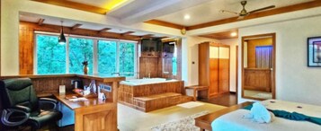 Honeymoon Studio Suite | Premium bedding, minibar, in-room safe, desk