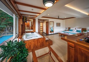 Honeymoon Suite | Premium bedding, pillowtop beds, minibar, in-room safe