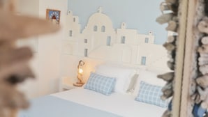 Villa, Private Pool, Sea View | 5 bedrooms, in-room safe, soundproofing, iron/ironing board - Villa Mozaik (Naxos)