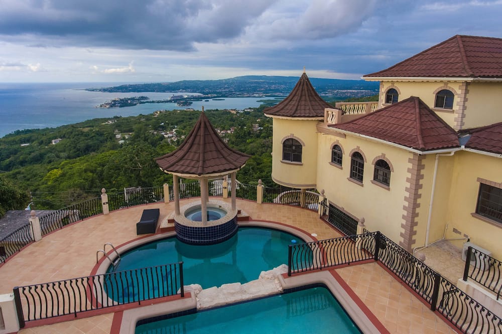 Clarridge Hall Guesthouse