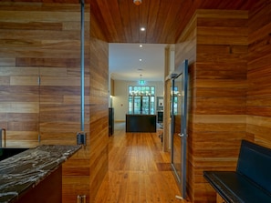 Reception - The Marion Hostel (Wellington)