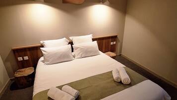 Comfort-Apartment (Erable) | 2 Schlafzimmer, hochwertige Bettwaren, individuell dekoriert