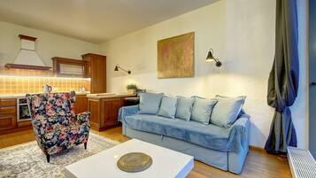 Appartamento panoramico | 3 camere, una cassaforte in camera, con stile personalizzato