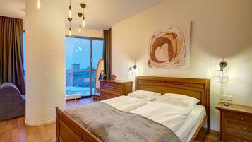 Appartamento panoramico | 3 camere, una cassaforte in camera, con stile personalizzato