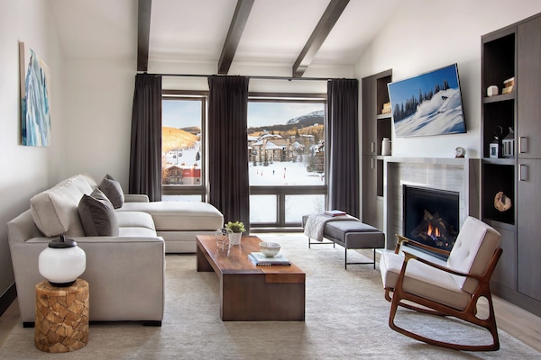 Residence, 2 Bedroom (Pet Free) | Living area | 55-inch flat-screen TV with satellite channels, TV, pay movies