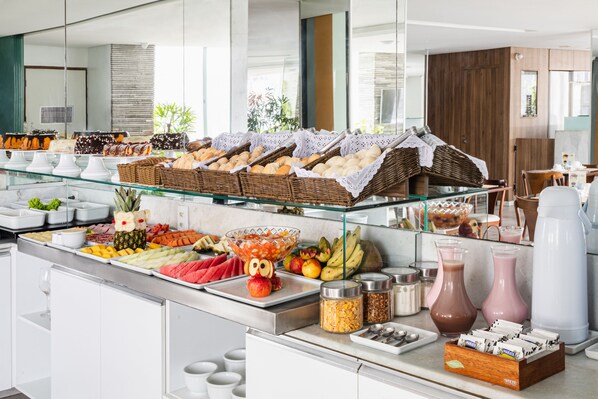 Ilmainen päivittäinen buffetaamiainen 