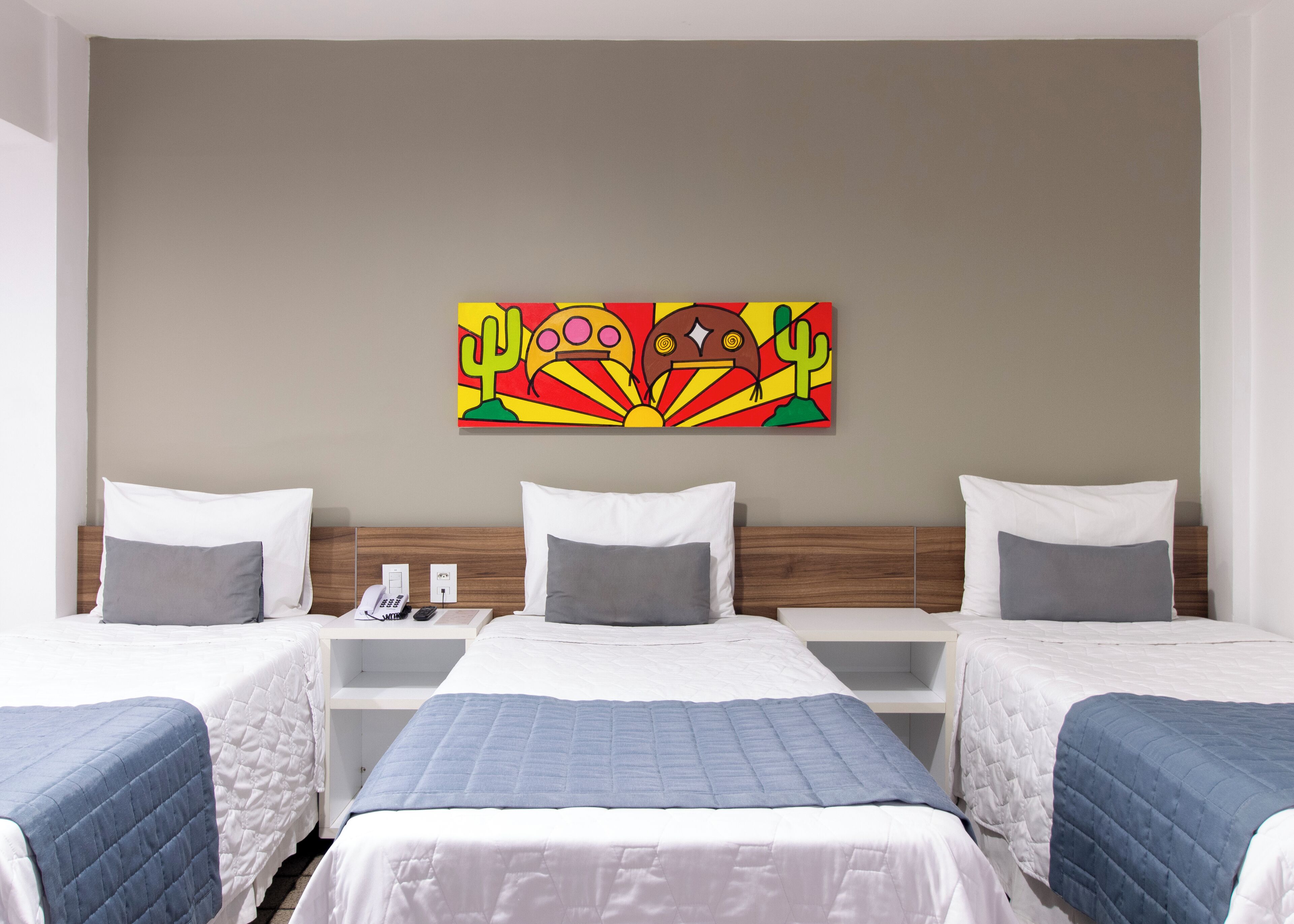 deluxe triple room, 3 single beds, non smoking | blackout curtains, iron/ironing board, free wifi, bed sheets