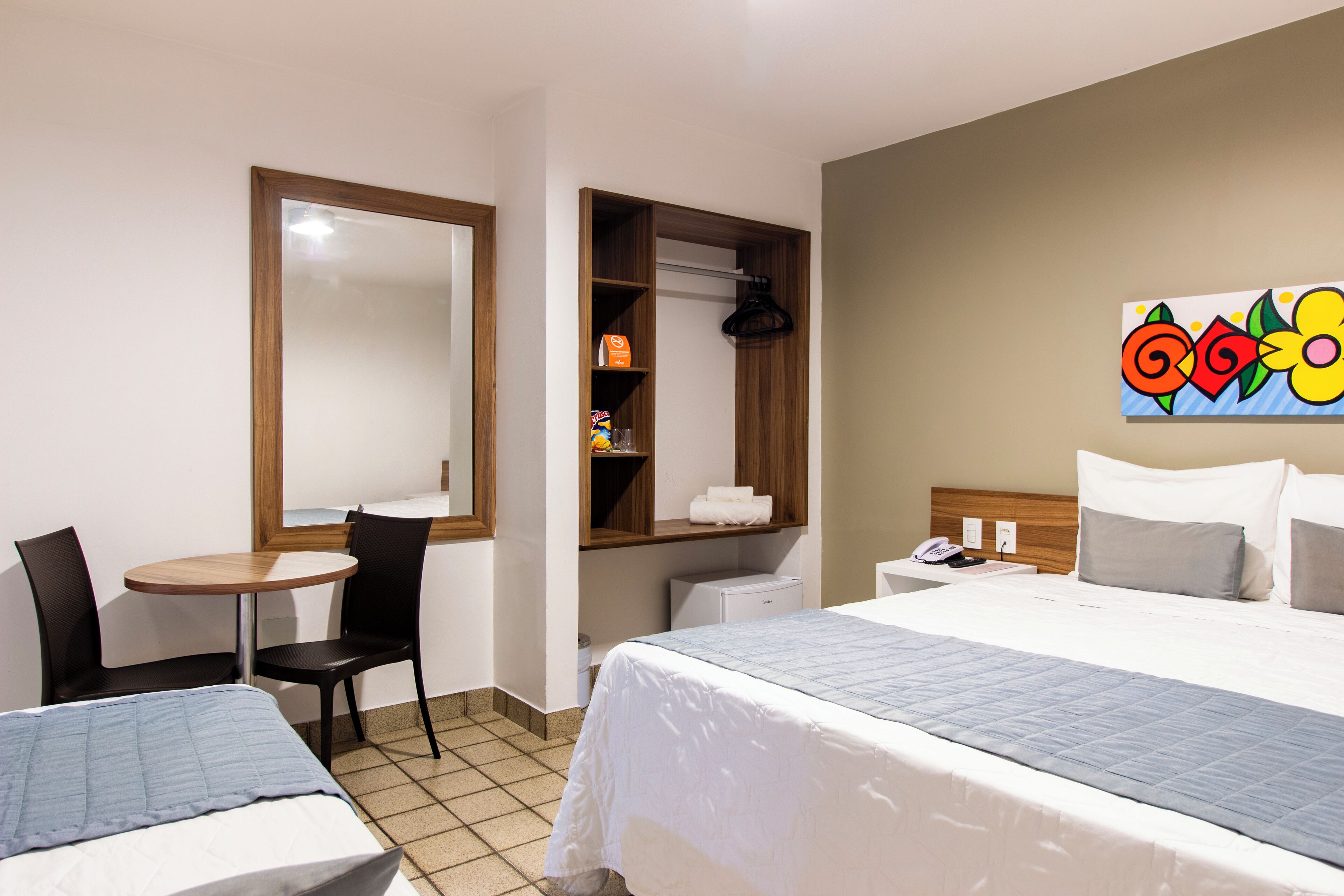 遮光窗帘、熨斗/熨板、免费 WiFi、床单