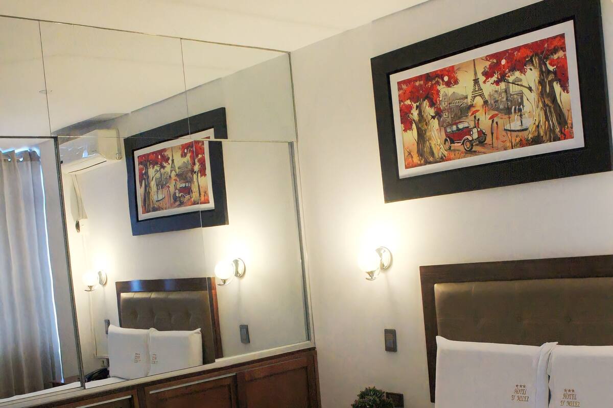 Deluxe Double Room, 1 Double Bed | Premium bedding, down duvets, in-room safe, desk