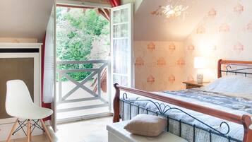 Suite, 1 kingsize bed met slaapbank | Luxe beddengoed, bedden met traagschuimmatrassen