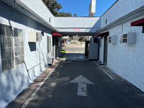 Extérieur