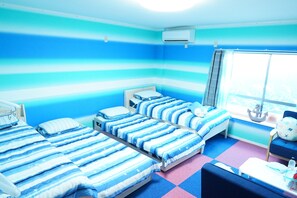 Desk, iron/ironing board, free wired Internet - stay PIKO (Tokyo)