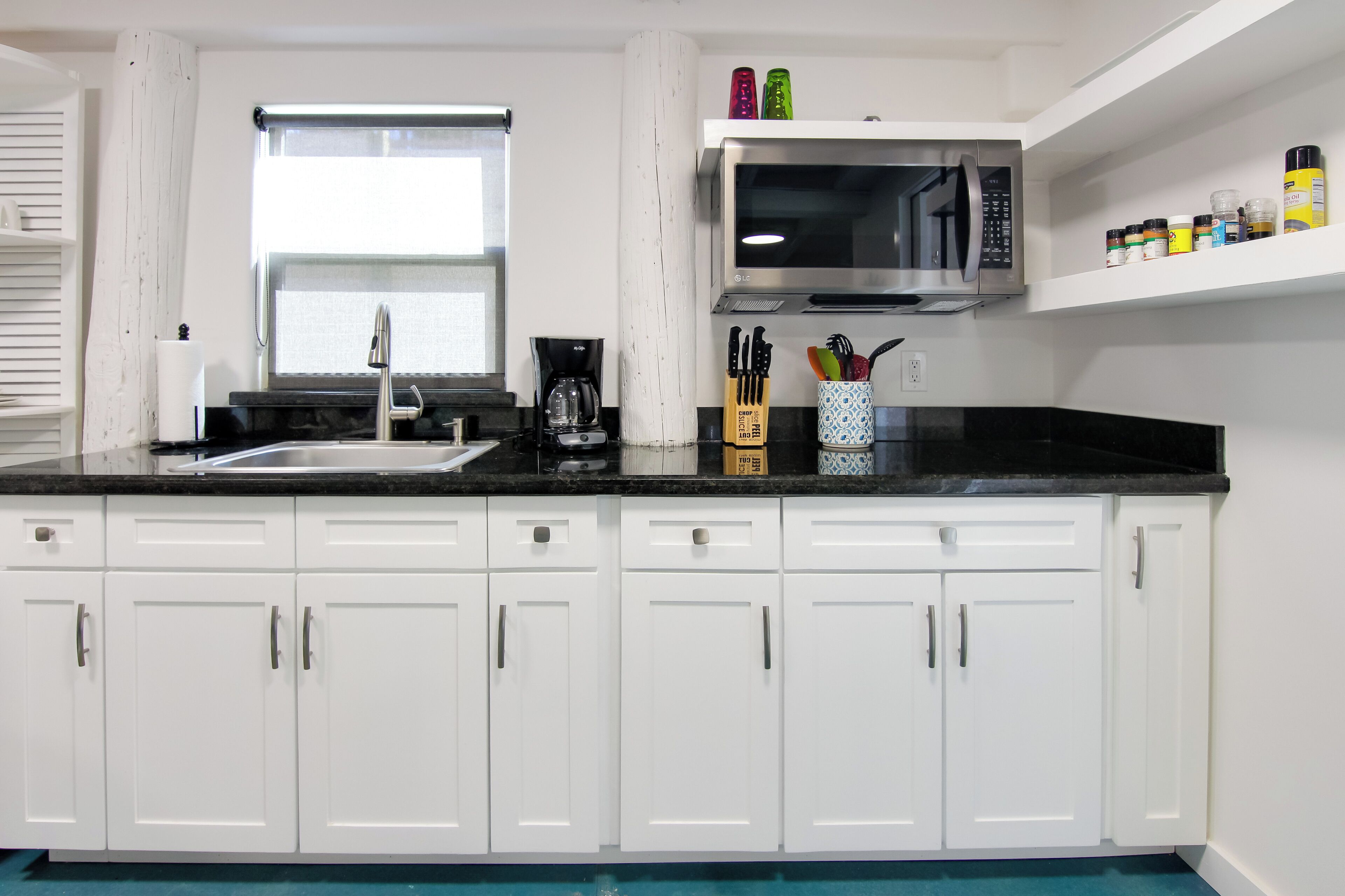 Fridge, microwave, coffee/tea maker, toaster