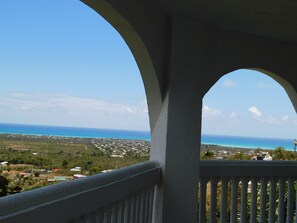 Property grounds - Hot Tub & Saltwater Pool- Scenic 2bedroom 2bath Island Castle Rentals (Frederiksted)