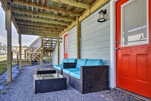 Terrace/patio - Fishing Dock on Arroyo River! Stylish Studio (Rio Hondo)