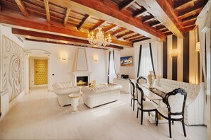 Interior - Extra luxury in the heart of the historic center of Rome (Roma)