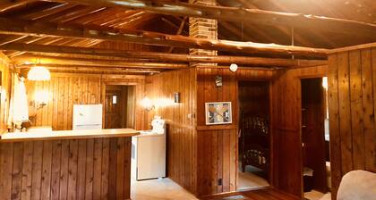 Lake Cabin on 500 acre all sports lake, Snug Harbor close to Vicksburg,Kalamazoo