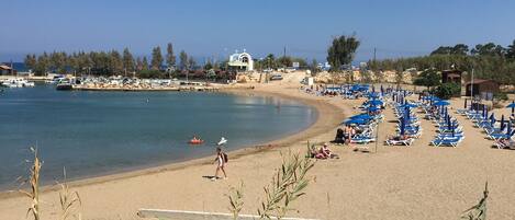 Beach nearby, sun-loungers