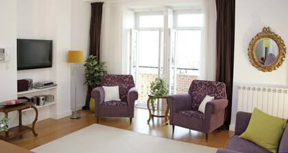 Piso - Vistas tejo y castillo, garage opcional, internet,junto tranvia 28