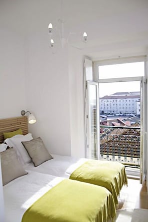 3 chambres, fer et planche à repasser, Wi-Fi gratuit, draps fournis