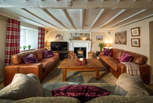 Thornhill Lodge Luxury  4 Bedroom all ensuite