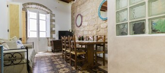 PARALLELA LUNGOMARE - Casa Margherita - three-room apartment with terrace on three levels