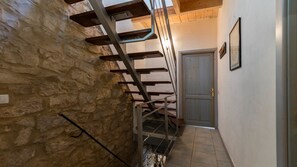 Interior - PARALLELA LUNGOMARE - Casa Margherita - three-room apartment with terrace on three levels (Carloforte)