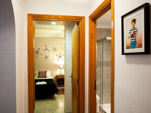 3 quartos, ferros/tábuas de passar roupa, berço de viagem, Wi-Fi