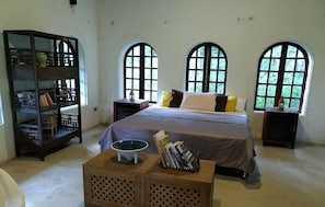 Halong Bay Grand Family Room - The Ancient House (Hai Phong)