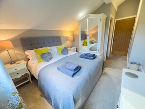 2 Schlafzimmer, Bügeleisen/Bügelbrett, kostenloses WLAN, Bettwäsche