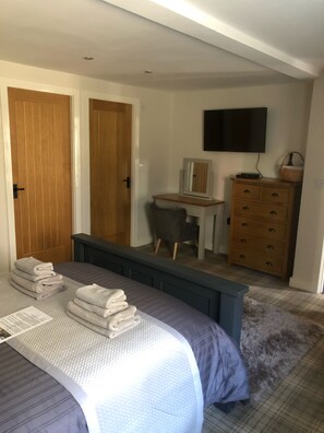 2 Schlafzimmer, Bügeleisen/Bügelbrett, Reisekinderbett, kostenloses WLAN