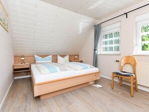 1 Schlafzimmer, Bügeleisen/Bügelbrett, WLAN
