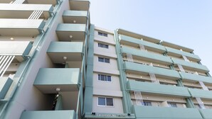 施設の正面