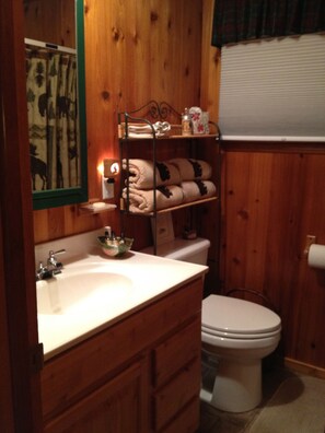 Bruser, hårtørrer, håndkl æder, Sæbe