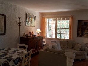 Fernseher
