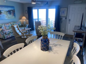Dining - Newly Renovated and Tastefully Decorated 2 BR/2 BA Oceanfront Condo, sleeps 8. (Carolina Beach)