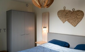 4 bedrooms, Internet, bed sheets - Family home Horizon 83, "Emely" (Renesse)