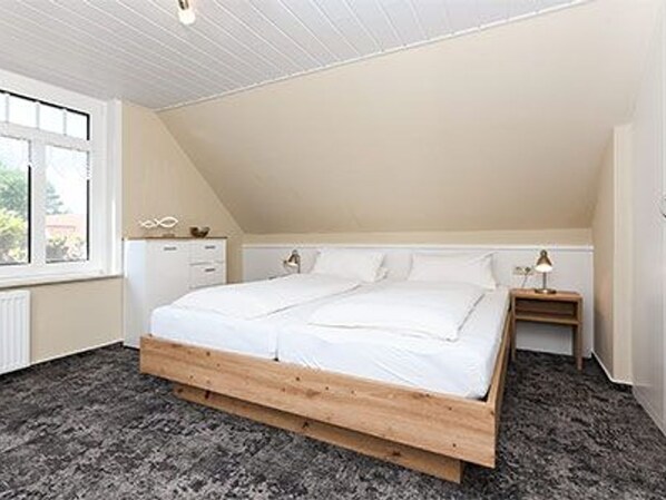 1 Schlafzimmer, Bügeleisen/Bügelbrett, Reisekinderbett, WLAN