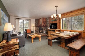 Flat-screen TV, fireplace