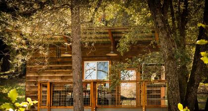 Very Sexy, Cozy and Romantic! Located Near Yosemite/Bass Lake