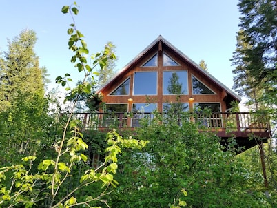 The Glacier House - Rest, Relax, Play, Repeat