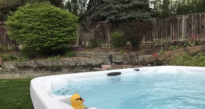 5-BEDROOM 3,000 sq.ft. BEAUTIFUL HOME, SPA, THEATER, GYM, NEAR UNIVERSITY