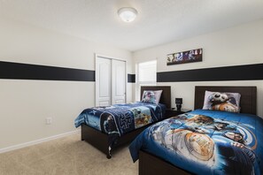 6 bedrooms, iron/ironing board, travel crib, free WiFi