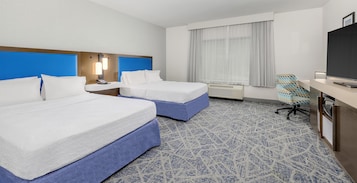 Quarto standard, 1 cama King, acessível, banheira (Mobility) | Roupas de cama premium, cofres nos quartos, escrivaninha