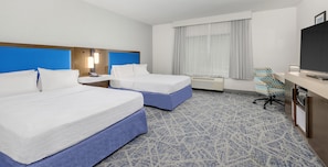 Standard Room, 1 King Bed, Accessible, Bathtub (Mobility) | Premium bedding, in-room safe, desk, laptop workspace - Hampton Inn & Suites Grants Pass (Grants Pass)