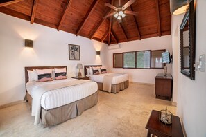 8 bedrooms, iron/ironing board, WiFi, bed sheets - Casa de Campo 8 Bedroom Luxury Estate (La Romana)