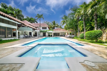 Pool. Casa de Campo 8 Bedroom Luxury Estate
